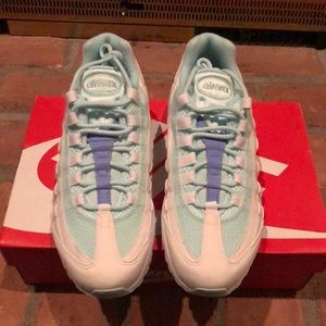 nike climax tennis shoes